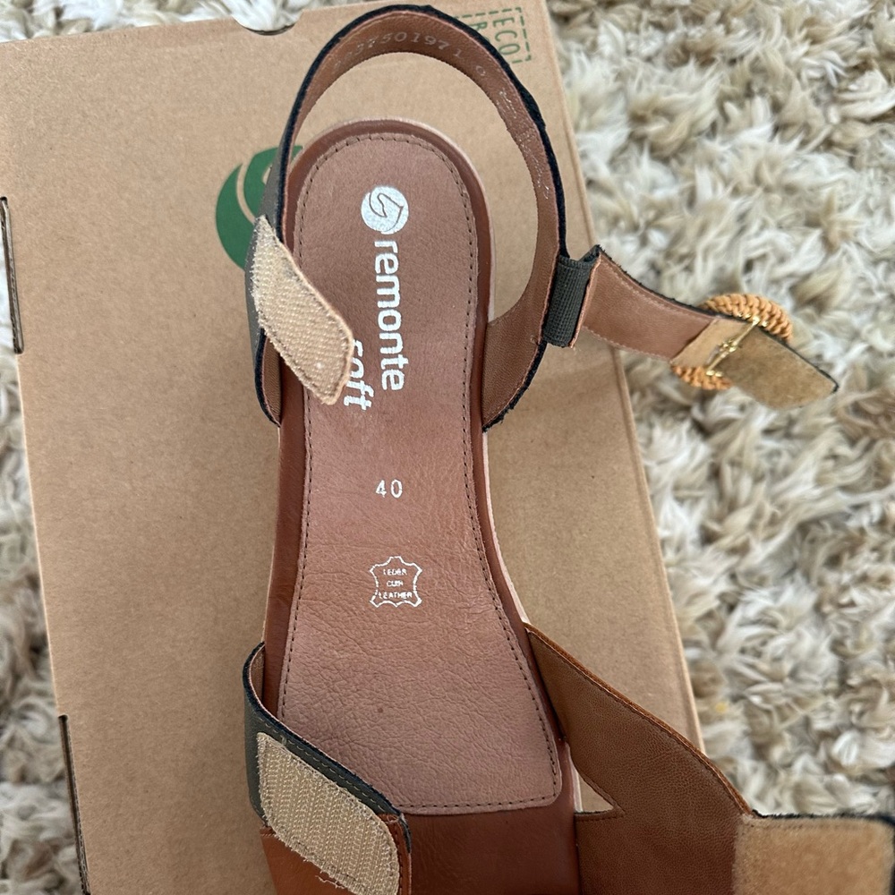 Remonte Brown and Dark charcoal Gray Sandals with Low Wedge Heel - Picture 10 of 13